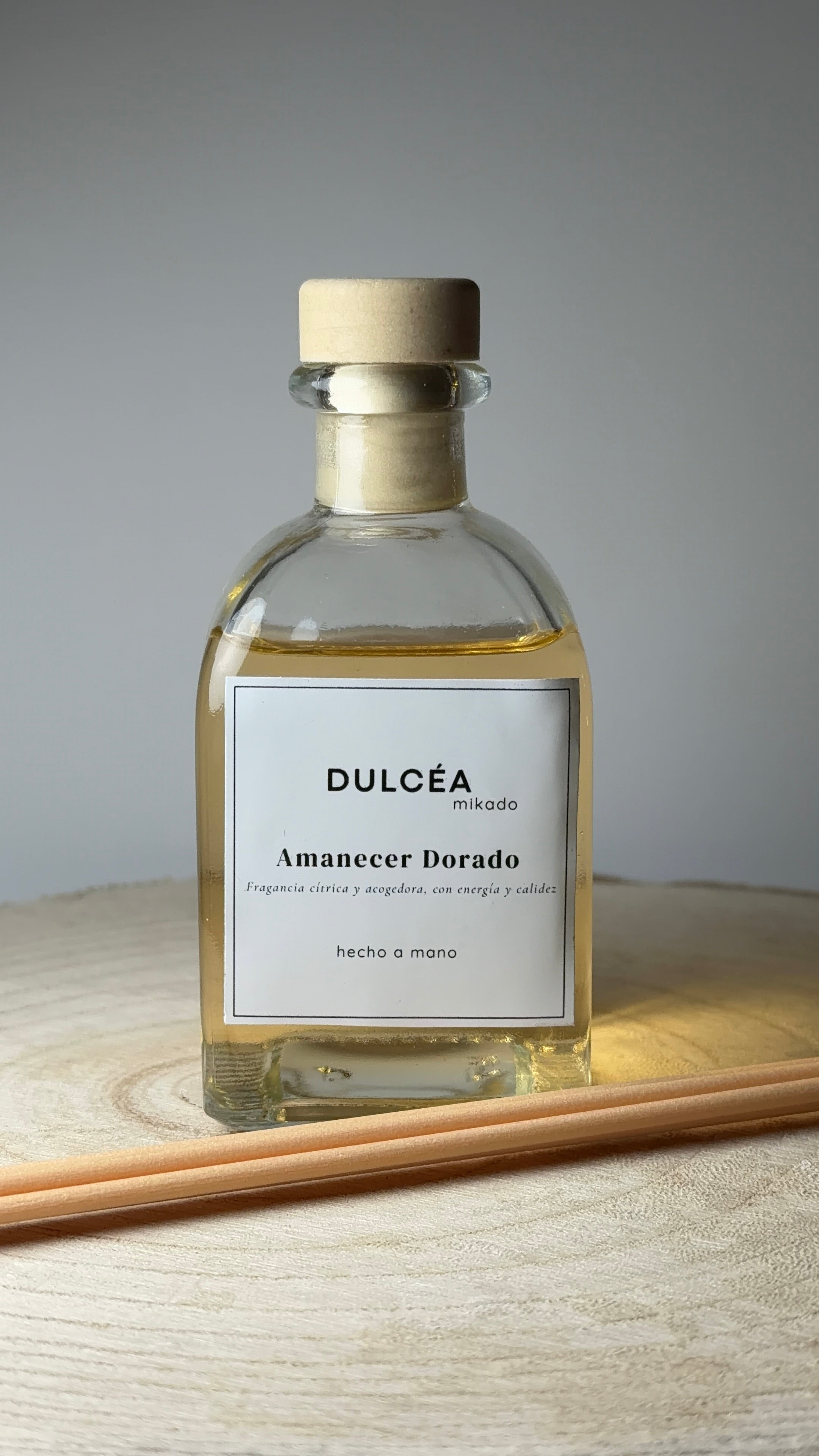 Amanecer Dorado - Mikado -