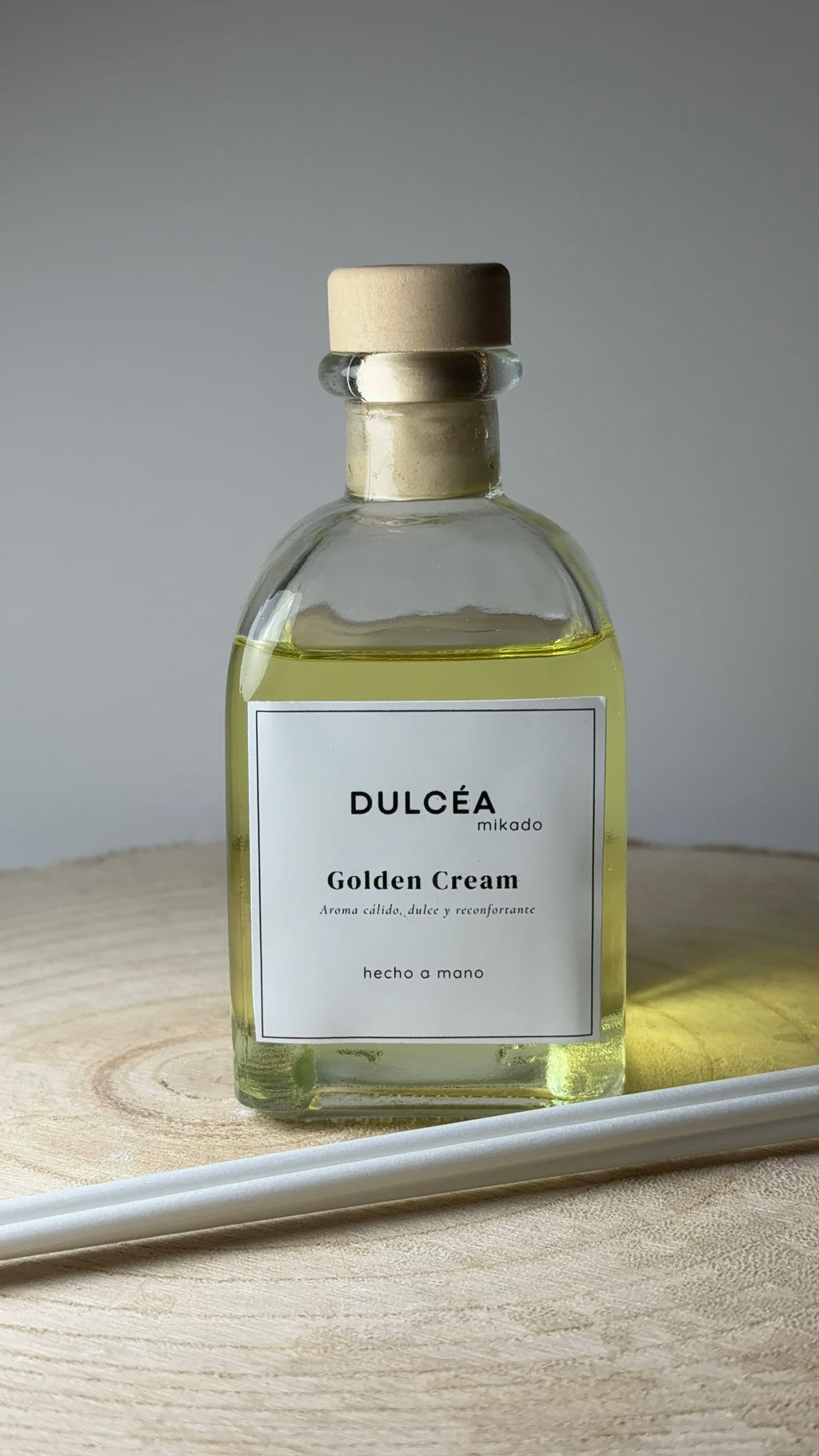 Golden Cream - Mikado -