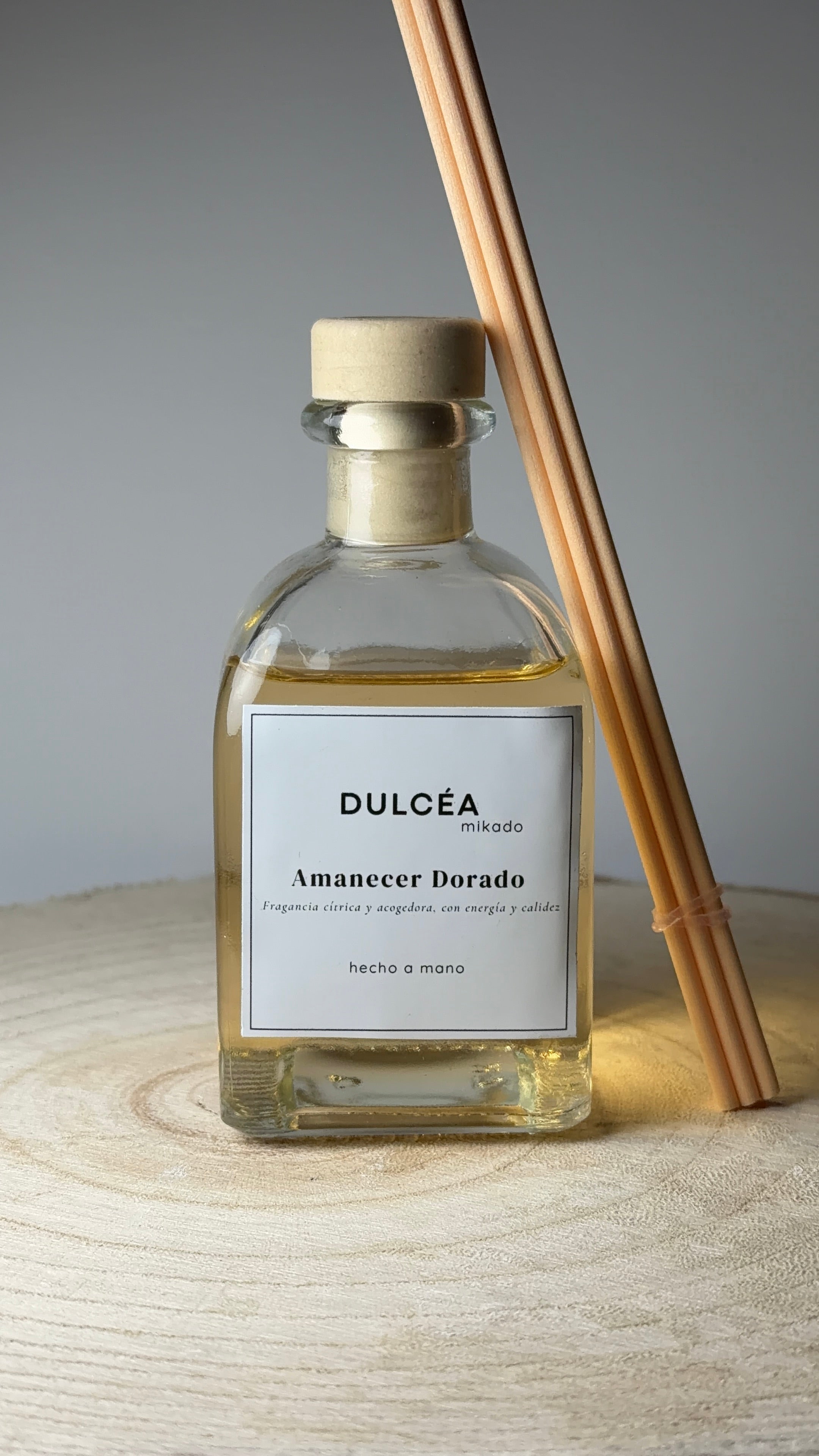 Amanecer Dorado - Mikado -